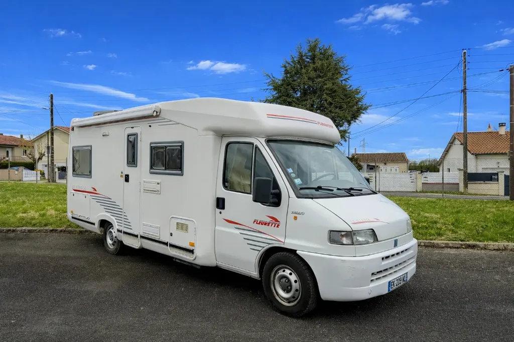 FLEURETTE "LE NYROCA" 2000